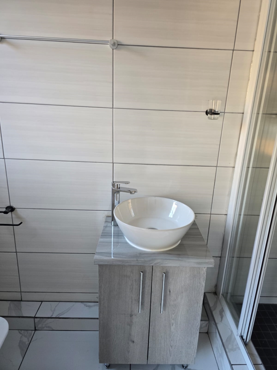 To Let 3 Bedroom Property for Rent in Cashan North West